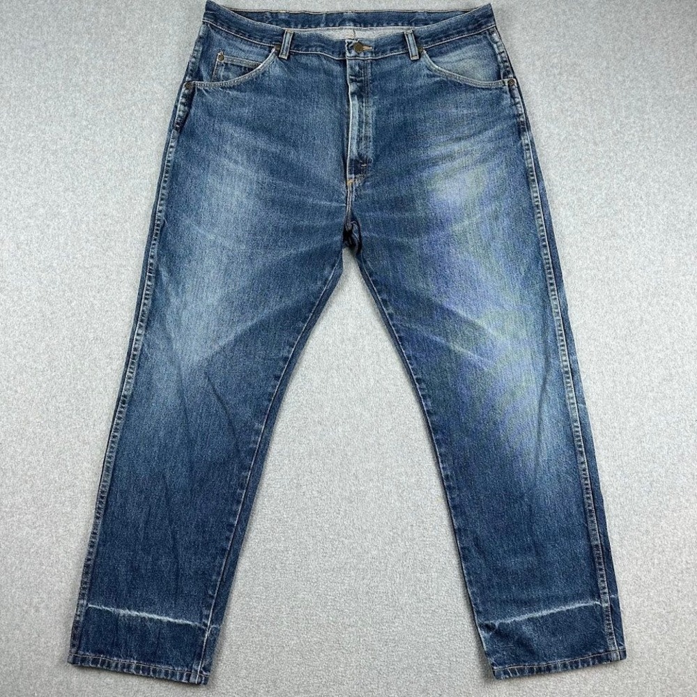 Wrangler Men Classic Fit Blue Denim Jeans Size 40x30 Straight Leg Cowboy Rodeo‎